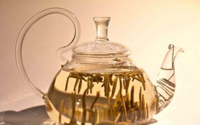 EL BAILE DE LAS HOJAS DEL TÉ AMARILLO