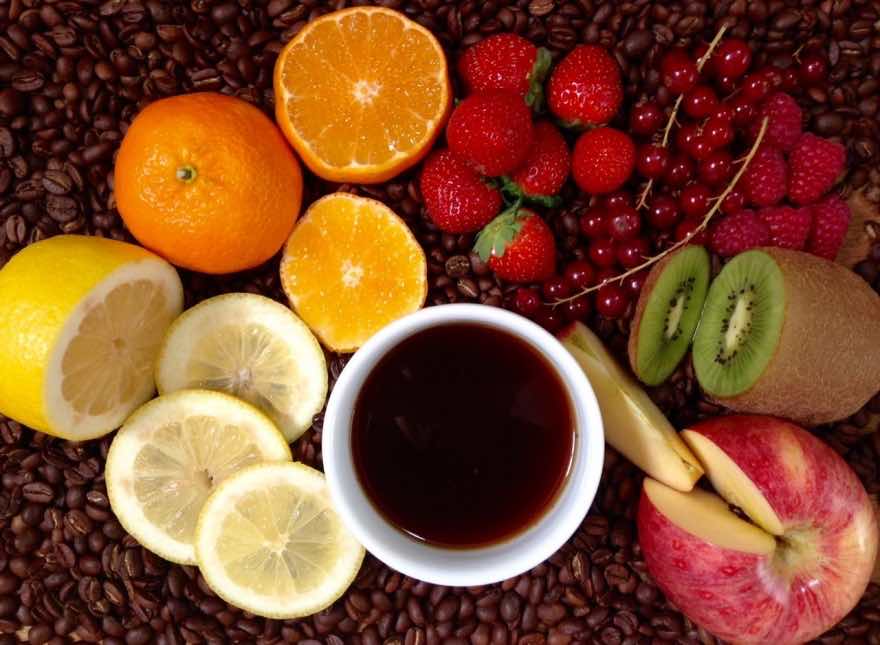¿POR QUÉ MI CAFÉ SABE A FRUTA?