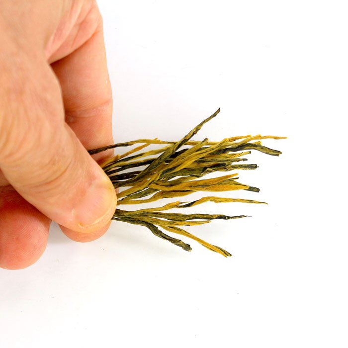 TÉ NEGRO YUNNAN PINE NEEDLE (AGUJA DE PINO) - Imagen 4