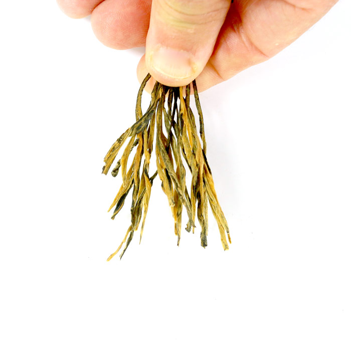 TÉ NEGRO YUNNAN PINE NEEDLE (AGUJA DE PINO) - Imagen 3